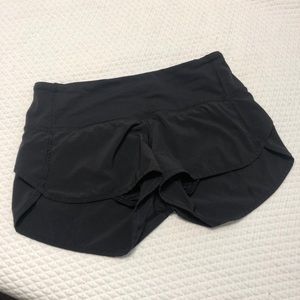 Lulu lemon shorts 2.5”